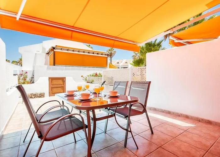 196 Parque Santiago 2, Big Terrace, Pool Side Appartement