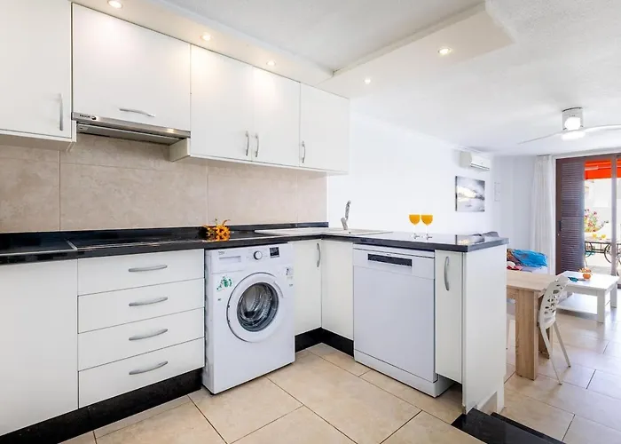 Appartement 196 Parque Santiago 2, Big Terrace, Pool Side Playa de las Américas