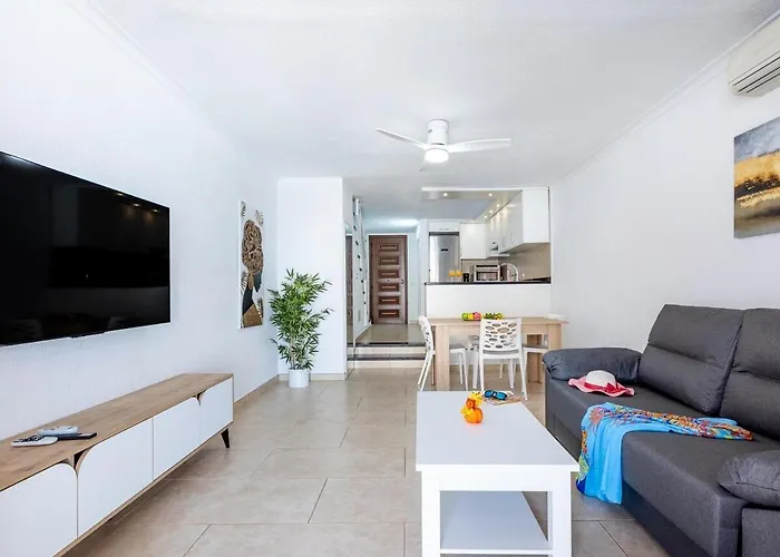 196 Parque Santiago 2, Big Terrace, Pool Side * Playa de las Américas