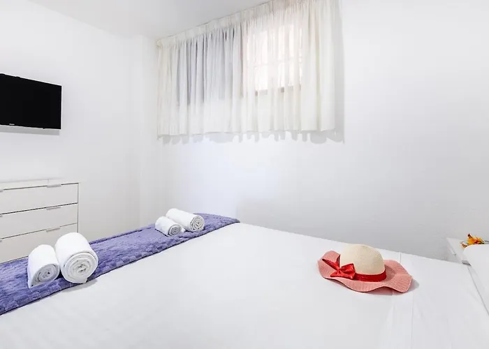 196 Parque Santiago 2, Big Terrace, Pool Side Apartman *